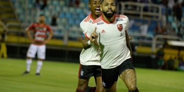 Abel vibra com 3 a 1 sobre a Portuguesa antes da Libertadores: "De maneira convincente"
