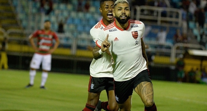 Abel vibra com 3 a 1 sobre a Portuguesa antes da Libertadores: "De maneira convincente"