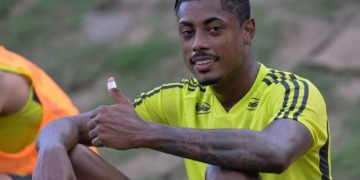 Bruno Henrique acredita em Fla-Flu diferente e elogia Ganso: “Desequilibra a partida”