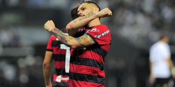 Campeão da Libertadores, Pará aponta caminhos na competição e minimiza altitude
