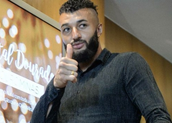Coritiba encaminha acerto com Fla, e Muralha deve se apresentar nos próximos dias