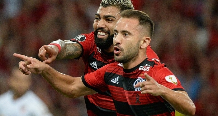 Everton Ribeiro se derrete por show da torcida, mas cobra Flamengo mais efetivo
