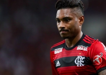 Flamengo tem choque de métodos no CEP por trás de sequência de lesões