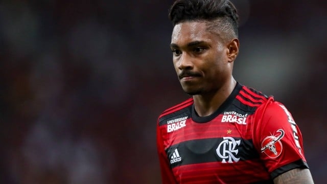 Flamengo tem choque de métodos no CEP por trás de sequência de lesões