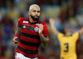 Gabigol faz 2, Flamengo bate Madureira e se garante na semifinal do Carioca