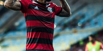 Gabigol lembra erro no primeiro tempo e promessa a Diego Alves: "Falei que duas não errava"