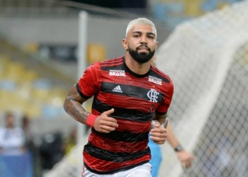 Flamengo encaminha acerto de patrocínio master com banco digital, e jurídico avalia contrato