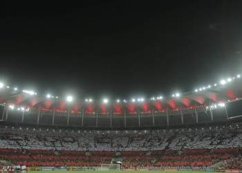 Governo inicia pelo Flamengo a série de conversas com clubes sobre Maracanã