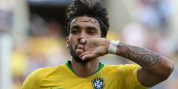 Paquetá promete devolver camisa 10 a Neymar e elogia Reinier, joia da base do Flamengo: "Feliz em ser exemplo para os mais novos"