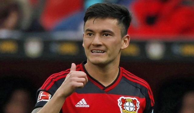 Empresário despista sobre interesse do Flamengo em Aránguiz, do Bayer Leverkusen