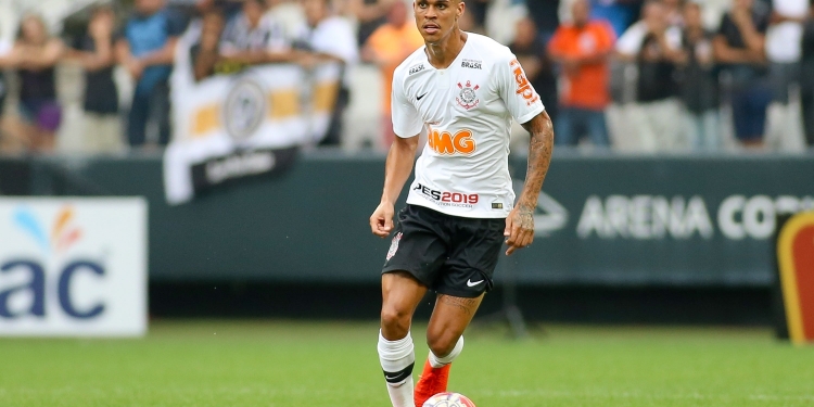 Richard, do Corinthians, entra na lista de reforços do Flamengo para 2019