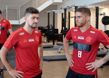Cuellar compara seu início no Flamengo com o de Arrascaeta