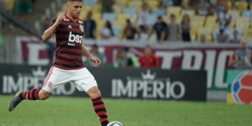 Cuellar compara seu início no Flamengo com o de Arrascaeta