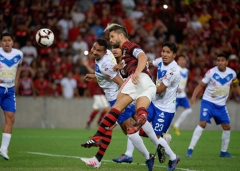 Flamengo: Diego nega ter ficado chateado com substituição contra o San José
