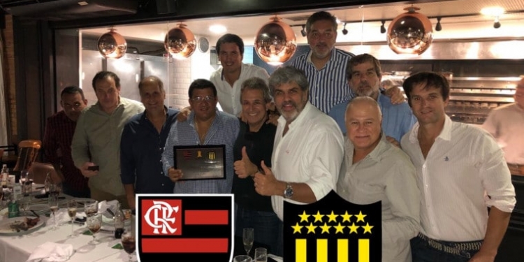 Dirigentes de Flamengo e Peñarol se reúnem antes do confronto pela Libertadores