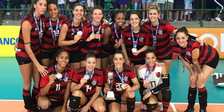 Flamengo reage, mas é derrotado e fica com a prata na Superliga B de vôlei feminino