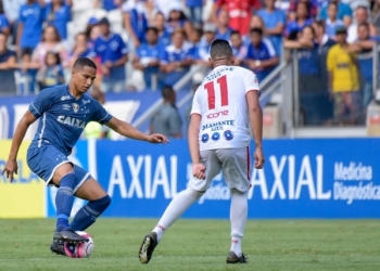 VP do Cruzeiro revela procura do Flamengo pelo zagueiro Murilo