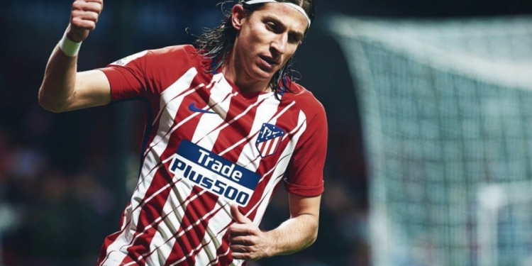 Flamengo tem trunfo para tentar convencer Filipe Luís a jogar no Brasil