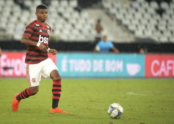 Lincoln ganha elogios de Abel e define metas para 2019: “gols e títulos”