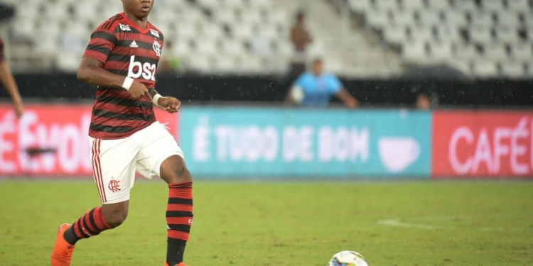 Lincoln ganha elogios de Abel e define metas para 2019: “gols e títulos”