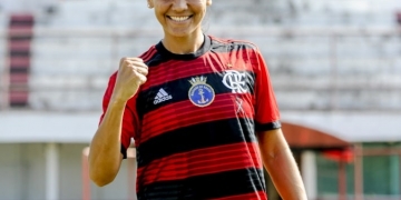 Flamengo contrata atacante Lu Meireles para o futebol feminino