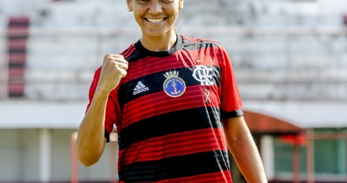 Flamengo contrata atacante Lu Meireles para o futebol feminino