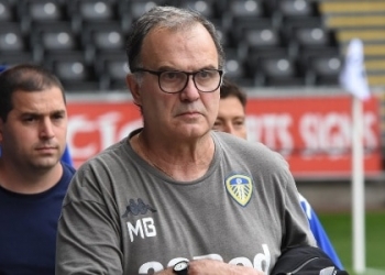 Flamengo consulta técnico Marcelo Bielsa; situação de Abel segue insustentável