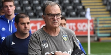 Flamengo consulta técnico Marcelo Bielsa; situação de Abel segue insustentável