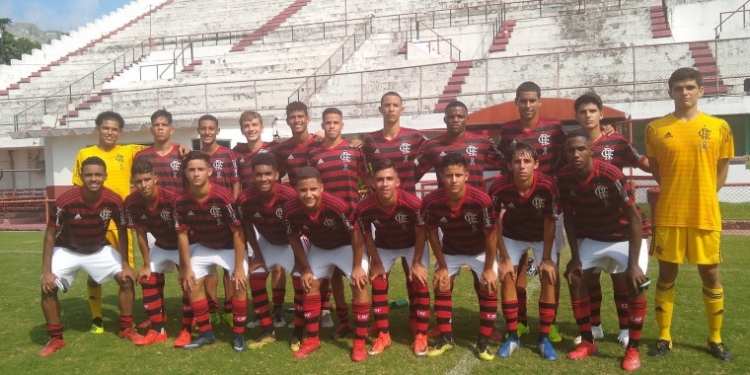 Flamengo estreia com goleada no Torneio Guilherme Embry Sub-16