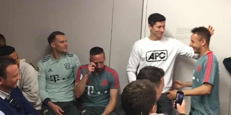 Na mira do Flamengo, Rafinha se despede do Bayern sem cravar futuro