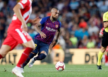 Meia do Barcelona, Arturo Vidal reforça sonho de jogar no Flamengo