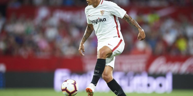 Para a lateral esquerda, Flamengo entra na briga para contratar Arana, do Sevilla