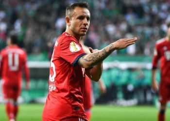Antes de fechar com Flamengo, Rafinha foi procurado por clubes europeus; veja quais foram