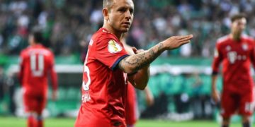 Antes de fechar com Flamengo, Rafinha foi procurado por clubes europeus; veja quais foram