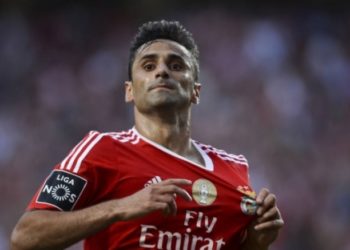 Cobiçado pelo Flamengo, atacante Jonas está muito perto de anunciar seu futuro