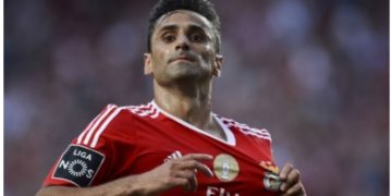 Cobiçado pelo Flamengo, atacante Jonas está muito perto de anunciar seu futuro