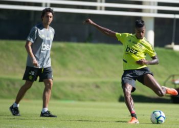 Bruno Henrique elogia Jorge Jesus e fala das mudanças no Flamengo