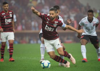Diego explica pênalti fraco na eliminação do Flamengo na Copa do Brasil