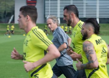 Rhodolfo exalta Jorge Jesus e projeta jogos decisivos do Flamengo