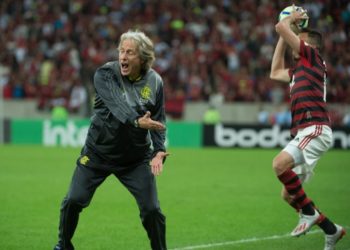 Jesus fala sobre escolha por Lincoln, pênalti perdido por Diego e eliminação do Fla