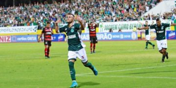 A pedido de Jorge Jesus, Flamengo monitora a situação do atacante Michael, do Goiás