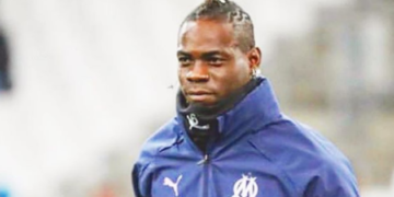 Clube da Itália entra na briga com o Flamengo para contratar Balotelli; veja detalhes