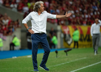 Jorge Jesus quer cláusula “amigável” de rescisão para dois países europeus; entenda