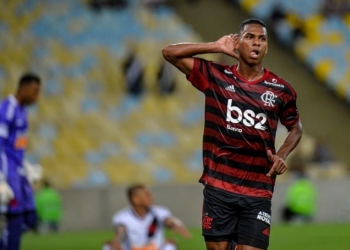 Domènec vê espaço par Flamengo crescer e atribui derrota a falta de ritmo