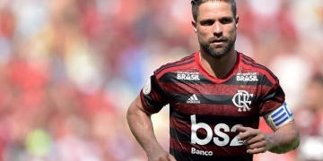 Por que Diego Ribas ficou fora do jogo do Flamengo?