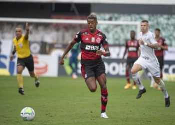 Com problemas físicos, Bruno Henrique e Diego Alves preocupam
