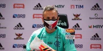 Rafinha quebra silêncio, diz por que saiu do time e conta tudo o que Landim lhe disse