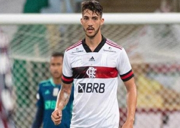 Zagueiro reconhece força do Ceará e cobra atitude do time