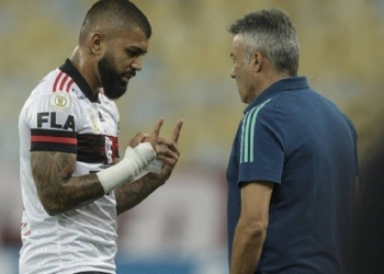 Domenèc está colhendo frutos com didática melhor do que a de Jorge Jesus