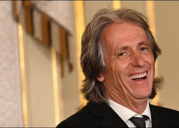 Jorge Jesus alerta torcedores flamenguistas sobre ‘secar’ o Benfica